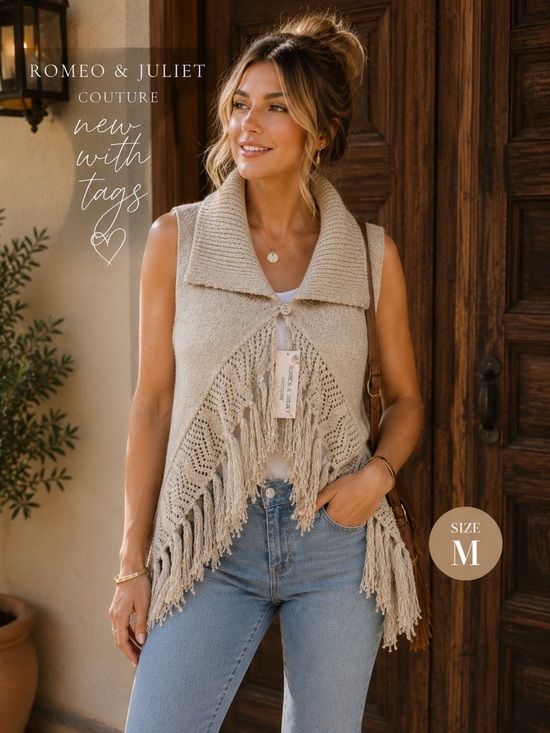 Romeo & Juliet Couture Sweaters - Romeo & Juliet Beige Fringe Sweater Poncho Vest Shawl Boho Cozy Knit NWT Medium